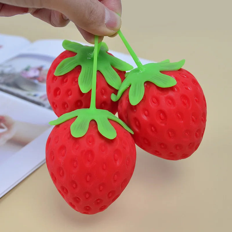 Squishy Fraise Géante 🍓 – Jouet Sensoriel Doux et Satisfaisant